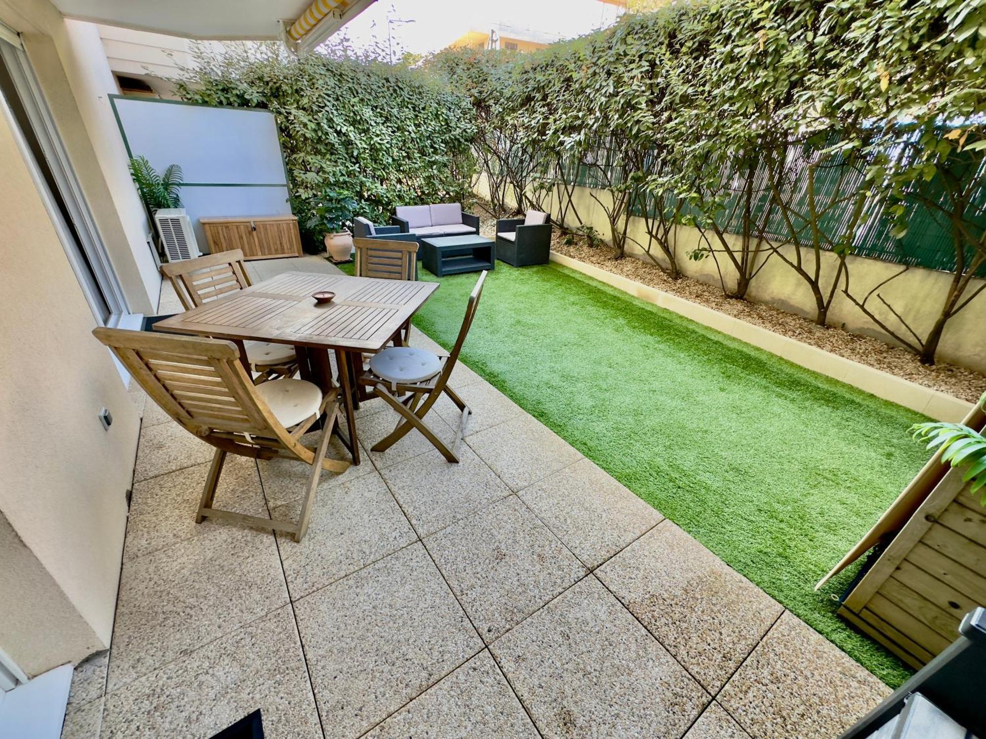 Regent Cote D'azur Air-conditioned, Pool, Garden & Parking * Villeneuve-Loubet
