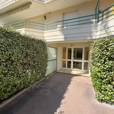 Regent Cote D'Azur Air-Conditioned, Pool, Garden & Parking Villeneuve-Loubet Buitenkant foto